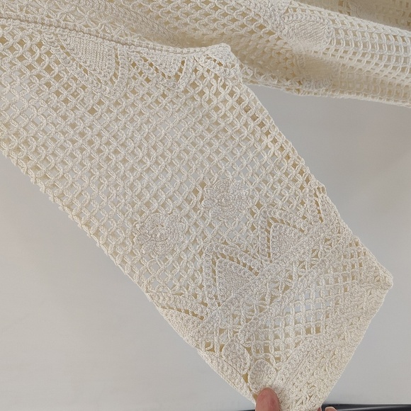 Cato Cream Crochet Sheer Top Size XL - Picture 4 of 9